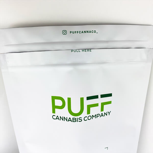 Child-Resistant-Packaging-Bags-Zipper